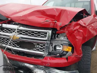 2015 Chevrolet Silverado 1500 LTZ with VIN 3GCUKSEC2FG283726, listed as a IAAI auction lot 40666666 with 281,099 mi miles. Bid and sale history available at carsss.com. Image 6.