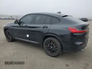 2020 BMW X4 xDrive30i z VIN 5UX2V1C08L9B97027, wystawiony jako Copart lot #50574175 z przebiegiem 124 221 mil mil oraz Szkoda całkowita • Salvage title. Historia ofert i sprzedaży dostępna na DreamBid. Obrazek 2.