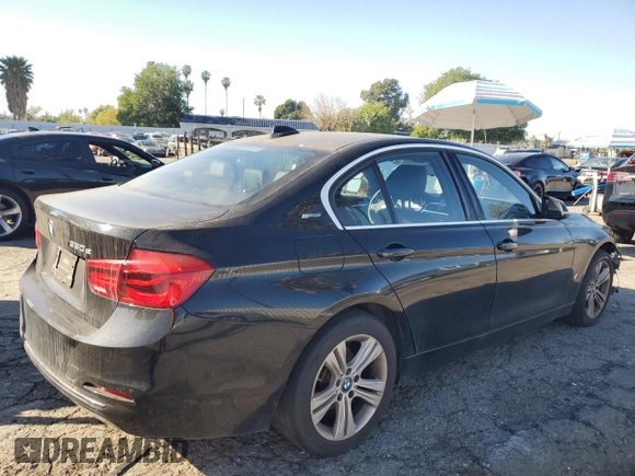 2018 BMW 3 Series 330e iPerformance with VIN WBA8E1C55JA758443, listed as a Copart auction lot 89356485 with 35,599 mi miles and Salvage Title. Bid and sale history available at carsss.com. Image 3.