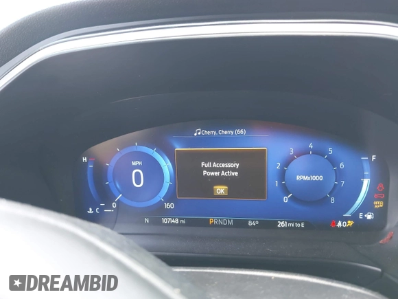 2020 Ford Escape Titanium z VIN 1FMCU9J92LUA39457, wystawiony jako IAAI lot #42222441 z przebiegiem 107 148 mil mil oraz . Historia ofert i sprzedaży dostępna na DreamBid. Obrazek 7.