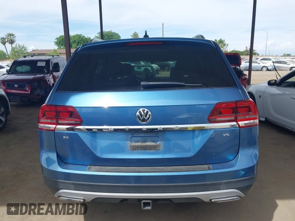 2019 Volkswagen Atlas SE with VIN 1V2DR2CA7KC516363, listed as a IAAI auction lot 42097219 with 92,152 mi miles and . Bid and sale history available at DreamBid. Image 17.