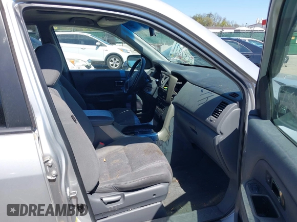 2008 Honda Pilot SE z VIN 5FNYF18338B036073, wystawiony jako IAAI lot #42069377 z przebiegiem 191 324 mil mil oraz . Historia ofert i sprzedaży dostępna na DreamBid. Obrazek 5.