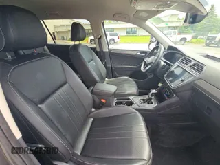 2024 Volkswagen Tiguan SE with VIN 3VV3B7AX6RM103866, listed as a IAAI auction lot 42751181 with 31,978 mi miles and . Bid and sale history available at DreamBid. Image 20.