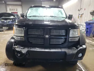 2010 Dodge Nitro Heat z VIN 1D4PU4GK3AW174955, wystawiony jako Copart lot #88068145 z przebiegiem 140 824 mil mil oraz Szkoda całkowita • Salvage title. Historia ofert i sprzedaży dostępna na DreamBid. Obrazek 5.