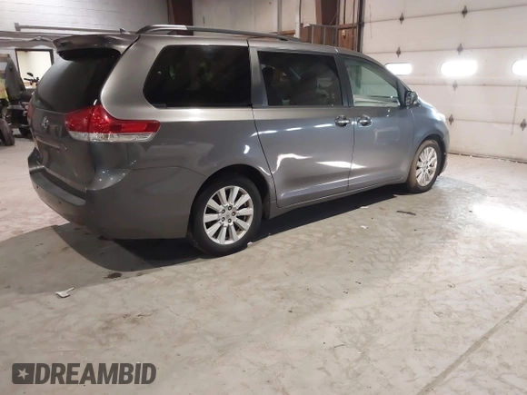 2011 Toyota Sienna XLE с VIN 5TDDK3DC8BS026606, выставлен на аукционе IAAI как лот 41295760 с пробегом 128 930 миль миль и . История ставок и продаж доступна на DreamBid. Изображение 4.
