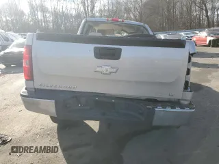 2007 Chevrolet Silverado 1500 LT w/1LT with VIN 2GCEC19C471628495, listed as a Copart auction lot 43935955 with 0 mi miles and Salvage Title. Bid and sale history available at carsss.com. Image 6.