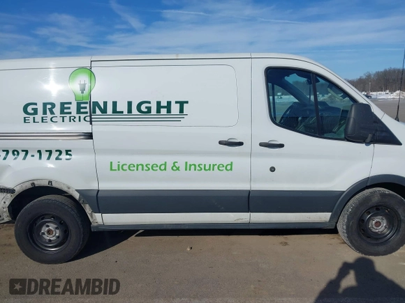 2017 Ford Transit с VIN 1FTYE1YM1HKA37236, выставлен на аукционе IAAI как лот 41353640 с пробегом Не указан миль и . История ставок и продаж доступна на DreamBid. Изображение 14.