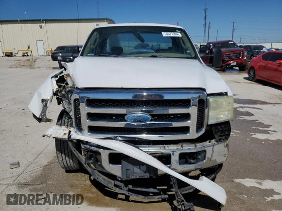 2006 Ford F-250 XL z VIN 1FTSX20596EA08170, wystawiony jako Copart lot #73577904 z przebiegiem 257 593 mil mil oraz Szkoda całkowita • Salvage title. Historia ofert i sprzedaży dostępna na DreamBid. Obrazek 5.