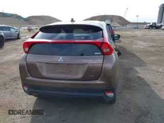 2018 Mitsubishi Eclipse Cross LE z VIN JA4AT4AA2JZ061576, wystawiony jako IAAI lot #41565617 z przebiegiem 28 488 mil mil oraz . Historia ofert i sprzedaży dostępna na DreamBid. Obrazek 16.