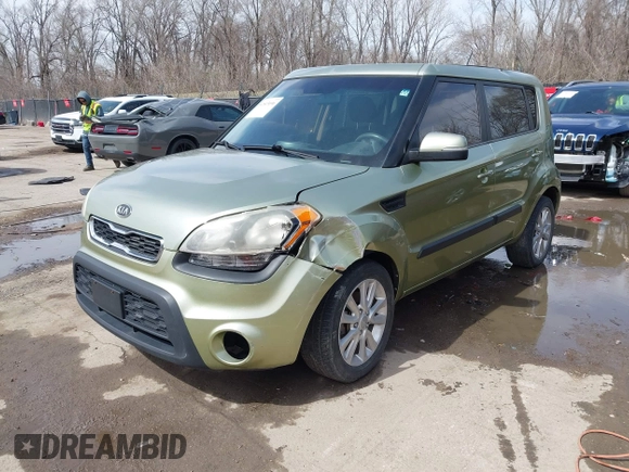 2012 Kia Soul + with VIN KNDJT2A67C7450802, listed as a IAAI auction lot 41815696 with 137,101 mi miles. Bid and sale history available at carsss.com. Image 17.