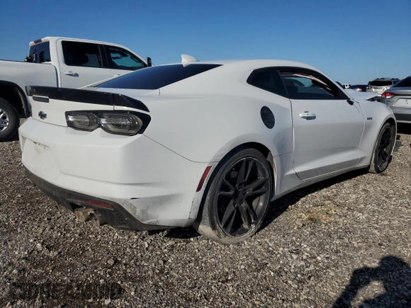 2023 Chevrolet Camaro LT1 with VIN 1G1FF1R78P0101871, listed as a Copart auction lot 43396805 with 29,817 mi miles and Salvage Title. Bid and sale history available at DreamBid. Image 3.