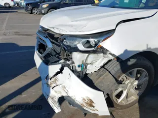 2020 Chevrolet Equinox LT with VIN 3GNAXLEX8LS610434, listed as a IAAI auction lot 41431481 with 101,832 mi miles. Bid and sale history available at carsss.com. Image 12.