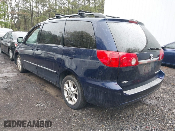 2006 Toyota Sienna XLE with VIN 5TDZA22C76S394724, listed as a IAAI auction lot 42023389 with 227,110 mi miles. Bid and sale history available at carsss.com. Image 3.