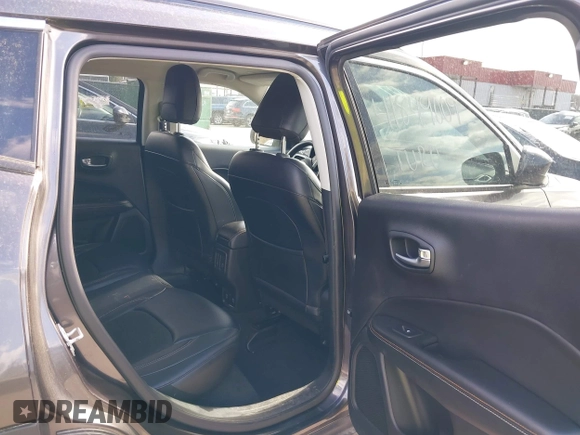 2017 Jeep Compass Latitude with VIN 3C4NJCBB4HT632758, listed as a IAAI auction lot 41849009 with 58,246 mi miles and . Bid and sale history available at DreamBid. Image 8.