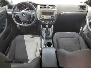 2015 Volkswagen Jetta SE z VIN 3VWD17AJ3FM225532, wystawiony jako Copart lot #59927475 z przebiegiem 155 863 mil mil oraz Szkoda całkowita • Salvage title. Historia ofert i sprzedaży dostępna na DreamBid. Obrazek 8.