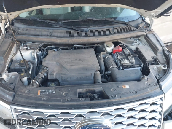 2018 Ford Explorer Platinum with VIN 1FM5K8HTXJGA36148, listed as a IAAI auction lot 41633231 with 82,383 mi miles and . Bid and sale history available at carsss.com. Image 10.