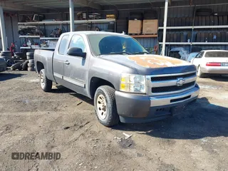 2010 Chevrolet Silverado 1500 LT with VIN 1GCSCSEA7AZ114426, listed as a IAAI auction lot 41033837 with 96,894 mi miles and . Bid and sale history available at DreamBid. Image 1.
