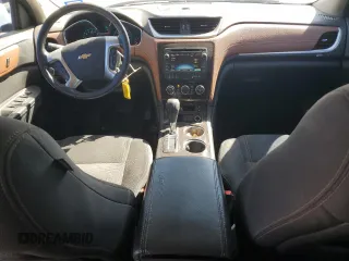 2017 Chevrolet Traverse LT with VIN 1GNKRGKDXHJ292633, listed as a Copart auction lot 49739035 with 76,439 mi miles and Salvage Title. Bid and sale history available at DreamBid. Image 8.