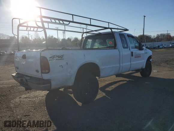 2002 Ford F-350 XL with VIN 1FTSX31S72ED14126, listed as a Copart auction lot 82688484 with 202,780 mi miles and Salvage Title. Bid and sale history available at DreamBid. Image 3.