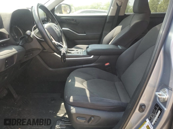2022 Toyota Highlander LE with VIN 5TDBZRBH3NS175711, listed as a Copart auction lot 58722515 with 43,970 mi miles and Clean title. Bid and sale history available at DreamBid. Image 7.