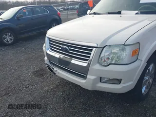 2009 Ford Explorer Limited with VIN 1FMEU75EX9UA34987, listed as a IAAI auction lot 41848673 with 203,661 mi miles. Bid and sale history available at carsss.com. Image 6.