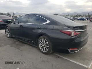 2021 Lexus ES with VIN 58ACA1C18MU003753, listed as a Copart auction lot 83847384 with 0 mi miles and Salvage Title. Bid and sale history available at carsss.com. Image 2.