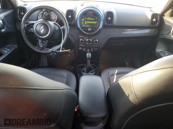 2017 MINI Countryman Cooper with VIN WMZYS7C32H3E07181, listed as a Copart auction lot 83219184 with 75,046 mi miles and Salvage title. Bid and sale history available at DreamBid. Image 8.