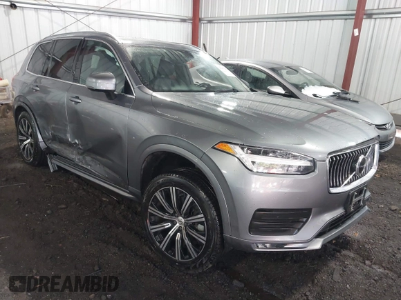 2020 Volvo XC90 Momentum with VIN YV4102PK3L1573865, listed as a IAAI auction lot 41297642 with 153,381 mi miles. Bid and sale history available at carsss.com. Image 1.