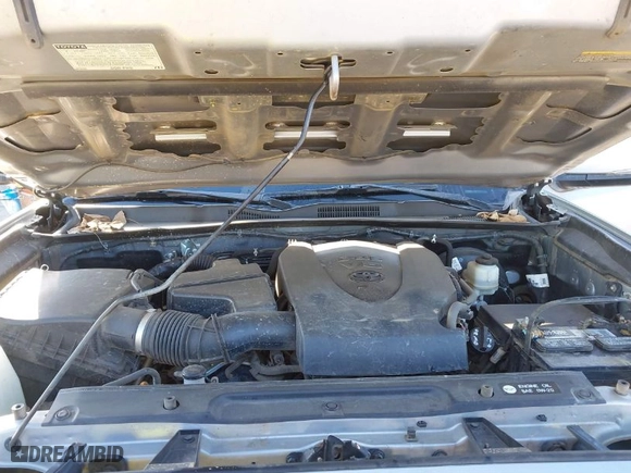 2019 Toyota Tacoma 4WD SR with VIN 3TMCZ5AN4KM194526, listed as a IAAI auction lot 42021504 with 87,767 mi miles. Bid and sale history available at carsss.com. Image 10.