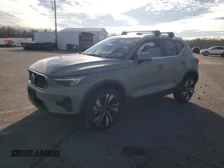 2023 Volvo XC40 Plus Bright Theme with VIN YV4L12UN6P2099852, listed as a Copart auction lot 86866294 with 13,540 mi miles and Salvage Title. Bid and sale history available at carsss.com. Image 1.