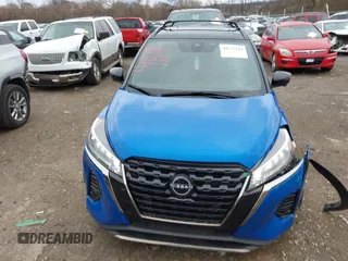 2023 Nissan Kicks SR with VIN 3N1CP5DV2PL520079, listed as a IAAI auction lot 41733144 with 16,398 mi miles. Bid and sale history available at carsss.com. Image 12.