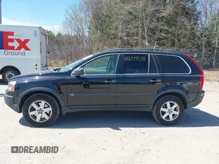 2006 Volvo XC90 2.5L Turbo with VIN YV4CY592361303569, listed as a IAAI auction lot 42149578 with 107,911 mi miles. Bid and sale history available at carsss.com. Image 12.