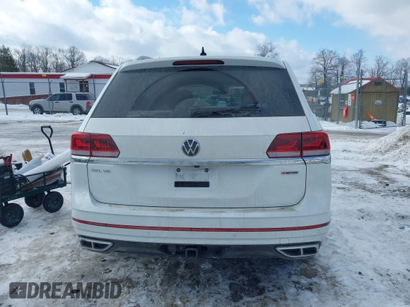2022 Volkswagen Atlas 3.6L V6 SEL R-Line with VIN 1V2AR2CA1NC528998, listed as a IAAI auction lot 41405286 with 35,271 mi miles. Bid and sale history available at carsss.com. Image 16.