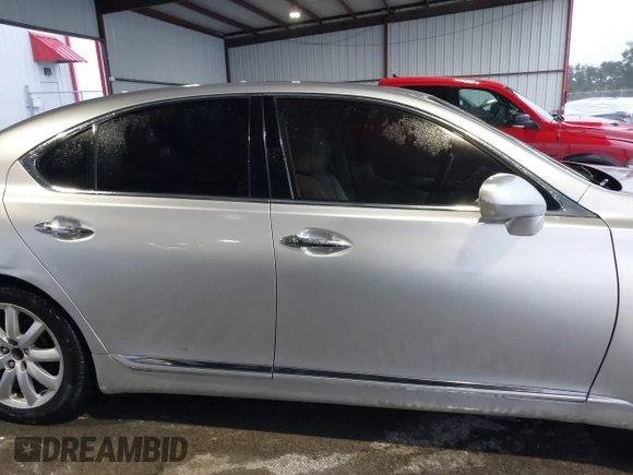 2013 Lexus LS 460 с VIN JTHBL5EF1D5114445, выставлен на аукционе IAAI как лот 41560104 с пробегом Не указан миль и . История ставок и продаж доступна на DreamBid. Изображение 13.