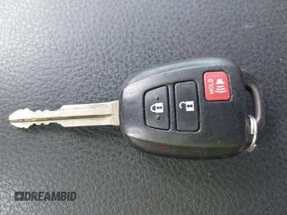 2017 Toyota Tacoma SR5 с VIN 3TMCZ5AN5HM104552, выставлен на аукционе IAAI как лот 42376668 с пробегом 104 569 миль миль и . История ставок и продаж доступна на DreamBid. Изображение 11.