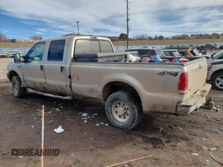 2000 Ford Super Duty F-250 XL with VIN 1FTNW21S4YEC53921, listed as a Copart auction lot 43639375 with 259,713 mi miles and Clean Title. Bid and sale history available at carsss.com. Image 2.
