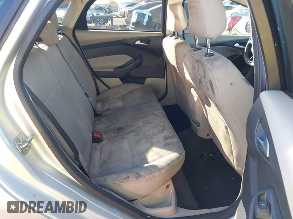 2018 Ford Focus SE z VIN 1FADP3F27JL204873, wystawiony jako IAAI lot #41657504 z przebiegiem 99 224 mil mil oraz . Historia ofert i sprzedaży dostępna na DreamBid. Obrazek 8.