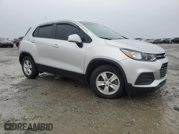 2021 Chevrolet Trax LS with VIN KL7CJKSB5MB303478, listed as a Copart auction lot 51771965 with 28,615 mi miles and Salvage Title. Bid and sale history available at carsss.com. Image 4.