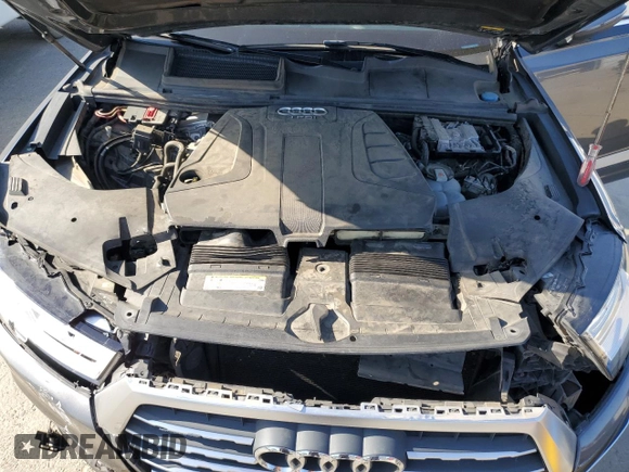 2018 Audi Q7 Premium z VIN WA1AHAF75JD037217, wystawiony jako Copart lot #55182155 z przebiegiem 97 954 mil mil oraz Szkoda całkowita • Salvage title. Historia ofert i sprzedaży dostępna na DreamBid. Obrazek 12.