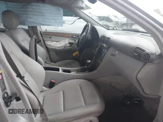 2007 Mercedes-Benz C 230 Sport with VIN WDBRF52H47A936891, listed as a IAAI auction lot 42121823 with 152,148 mi miles and . Bid and sale history available at DreamBid. Image 5.
