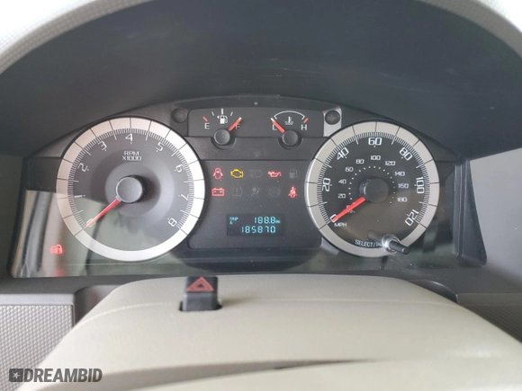 2008 Ford Escape XLT with VIN 1FMCU03148KD90604, listed as a Copart auction lot 53515635 with 185,870 mi miles and Clean Title. Bid and sale history available at carsss.com. Image 9.