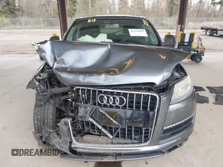 2014 Audi Q7 3.0L TDI Premium with VIN WA1CMAFE7ED017740, listed as a IAAI auction lot 41959691 with 112,521 mi miles. Bid and sale history available at carsss.com. Image 12.