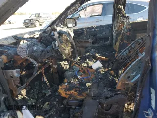 2008 Dodge Grand Caravan SE with VIN 2D8HN44H98R645051, listed as a Copart auction lot 83795294 with Not Provided miles and Salvage Title. Bid and sale history available at DreamBid. Image 7.