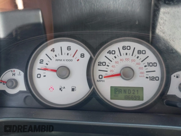 2007 Ford Escape XLS with VIN 1FMCU02ZX7KA92581, listed as a IAAI auction lot 42588917 with 186,699 mi miles and . Bid and sale history available at DreamBid. Image 7.