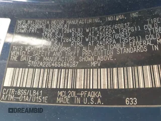 2006 Toyota Sienna XLE with VIN 5TDZA22C46S484087, listed as a IAAI auction lot 41658744 with 228,097 mi miles. Bid and sale history available at carsss.com. Image 9.