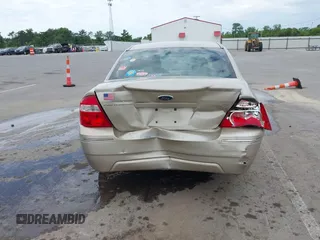 2006 Ford Five Hundred SEL with VIN 1FAFP24146G154107, listed as a IAAI auction lot 42547241 with 185,321 mi miles and . Bid and sale history available at DreamBid. Image 16.