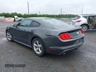 2016 Ford Mustang V6 с VIN 1FA6P8AM0G5255711, выставлен на аукционе IAAI как лот 42424046 с пробегом Не указан миль и . История ставок и продаж доступна на DreamBid. Изображение 3.