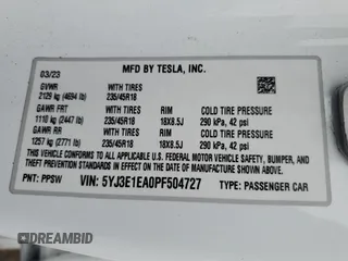 2023 Tesla Model 3 z VIN 5YJ3E1EA0PF504727, wystawiony jako Copart lot #53762135 z przebiegiem 17 554 mil mil oraz Szkoda całkowita • Salvage title. Historia ofert i sprzedaży dostępna na DreamBid. Obrazek 14.