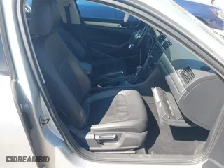 2014 Volkswagen Passat Wolfsburg Ed with VIN 1VWAS7A32EC048814, listed as a IAAI auction lot 41858198 with 112,436 mi miles. Bid and sale history available at carsss.com. Image 5.