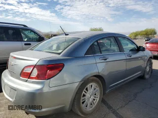 2007 Chrysler Sebring Touring z VIN 1C3LC56K87N551675, wystawiony jako Copart lot #52526495 z przebiegiem 101 152 mil mil oraz Szkoda całkowita • Salvage title. Historia ofert i sprzedaży dostępna na DreamBid. Obrazek 4.